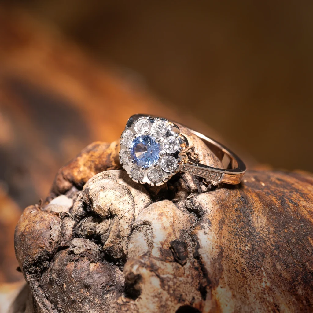 Farbsteinschmuck aus der Goldschmiede Wipf in Wil.