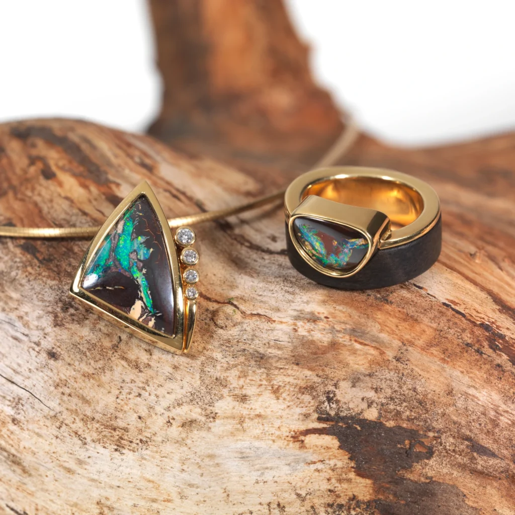 Wipf Goldschmiede AG der Spezialist für Opalschmuck.