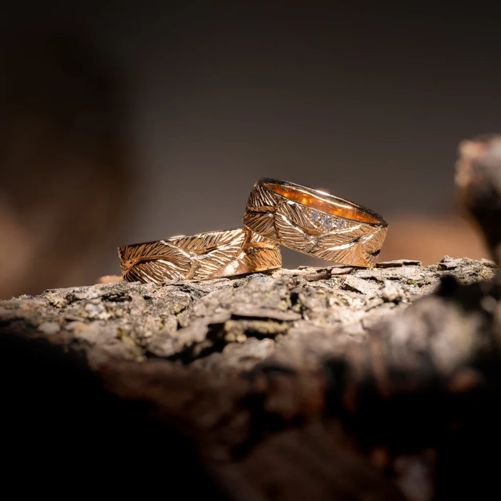 Trauringe nach Wunsch der Kunden angefertigt.