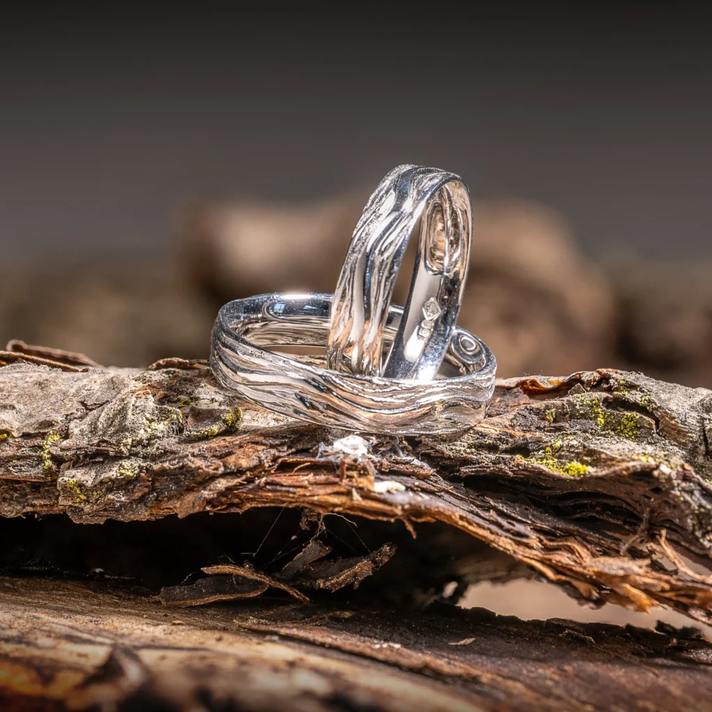 Partnerringe in Weissgold oder Platin aus der Goldschmiede Wipf in Wil.